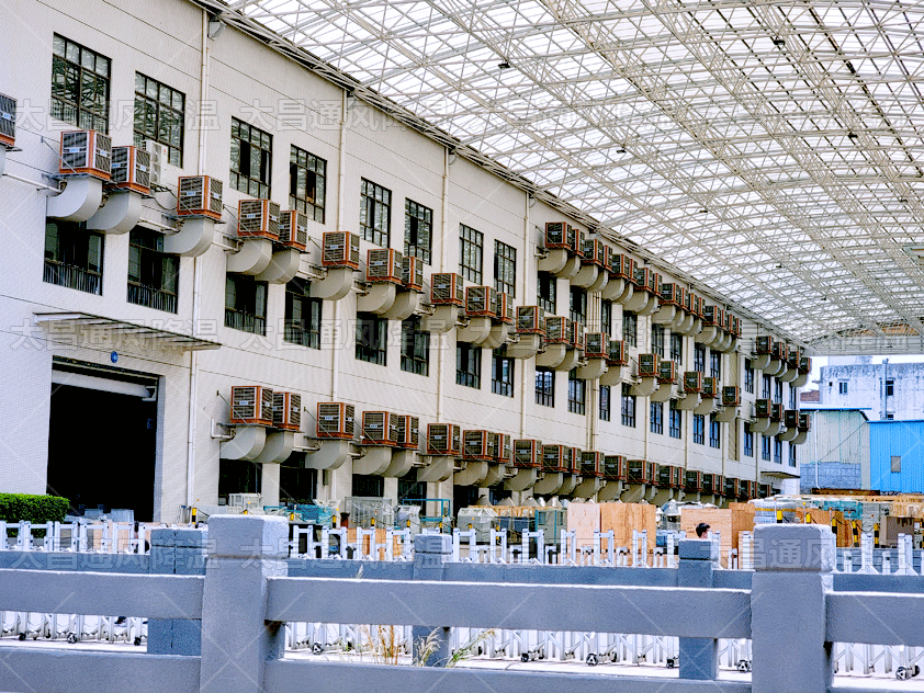 廠房太熱怎么降溫？車間降溫設(shè)備解決方案