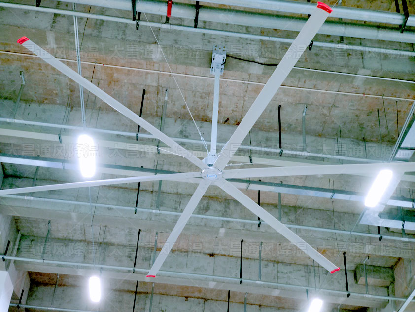 工廠高溫沒法干活，大型企業(yè)都在用的降溫方法你知道嗎？